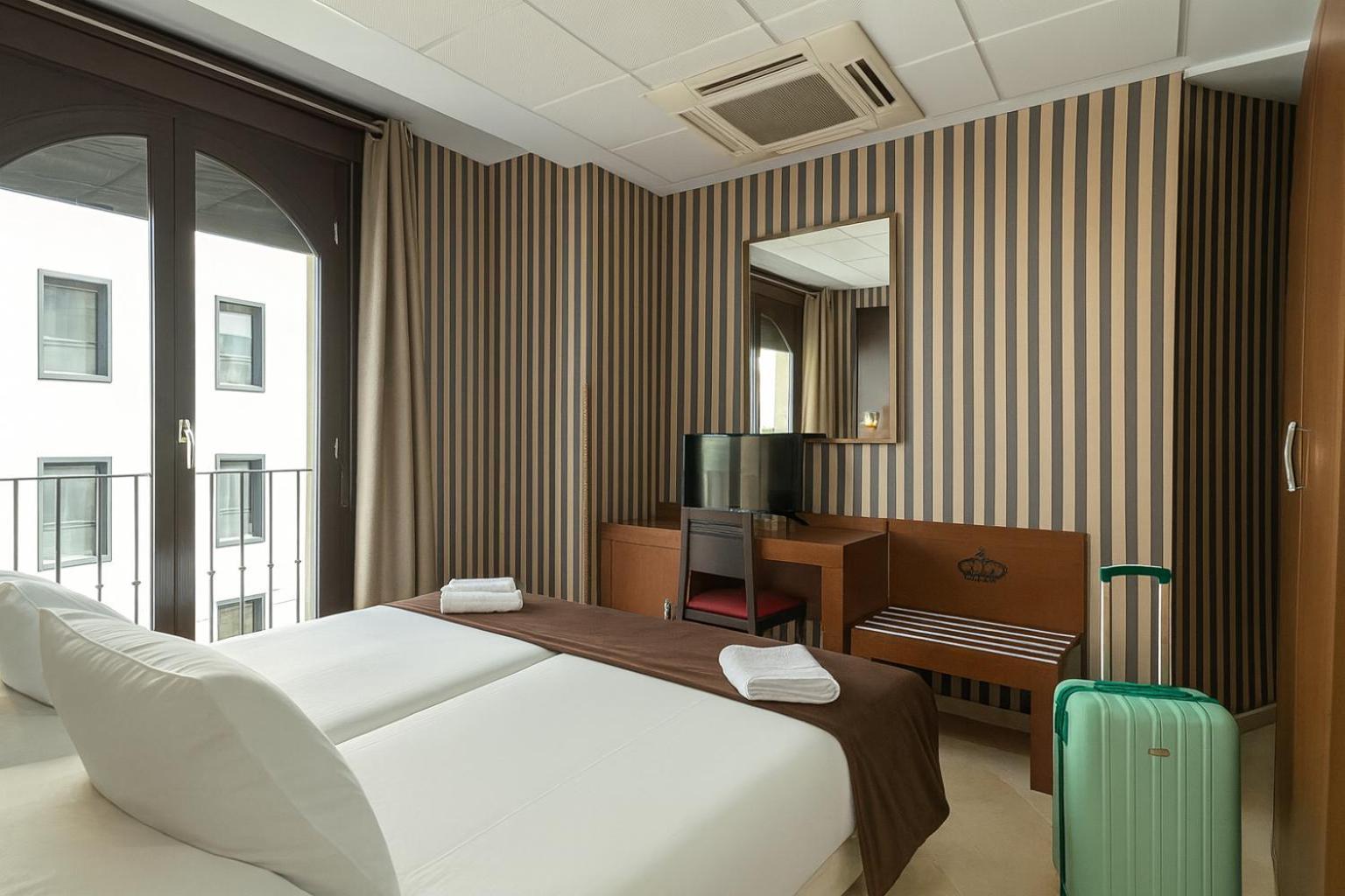 Double Room,1706802992:JPEG